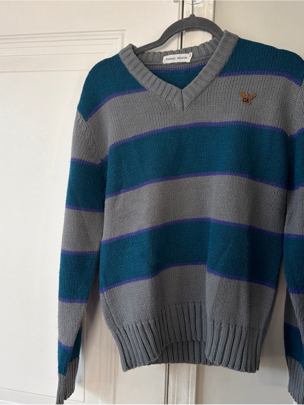 Giorgio Armani vintage v -neck blue wool men sweater sz medium made USA - Picture 2 of 4
